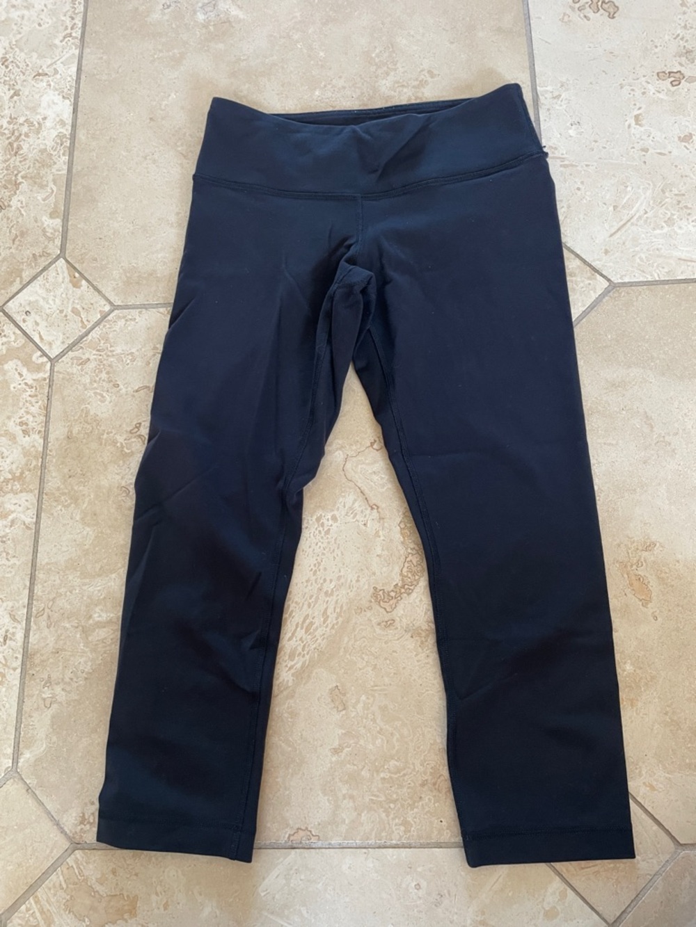 Lululemon Athletica Black Cropped Leggings